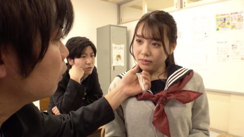 いい女だなお前、女を奪うのは力